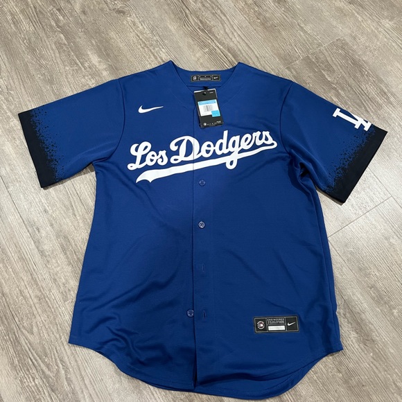 Los Dodgers shirt - Picture 8 of 8